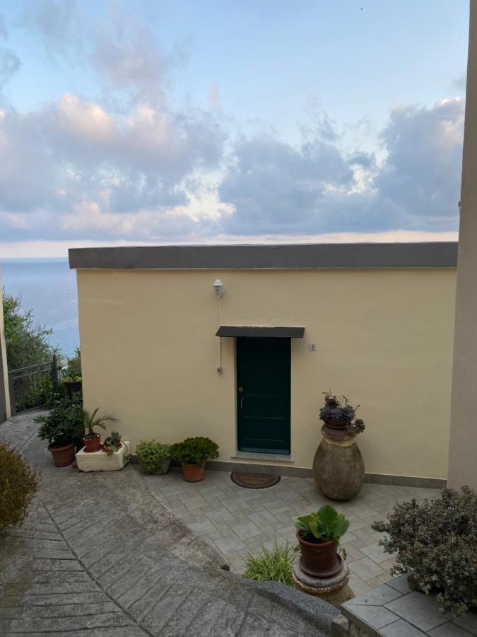 פינאלה ליגורה “Da Senso” Relax Nel Verde Vista Mare מראה חיצוני תמונה